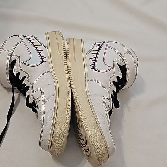 Nike high top Air Forces, men’s 9.5 - Picture 3 of 11